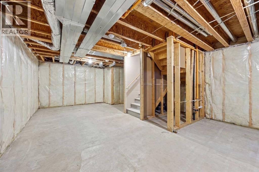38 Howse Row N Property Photo 32