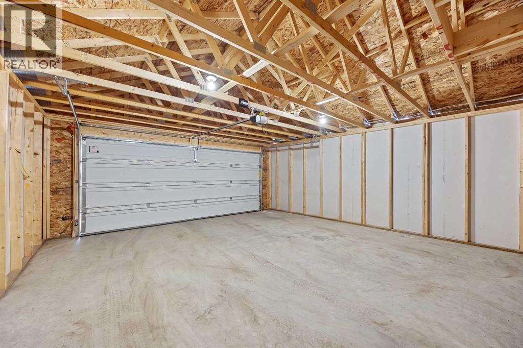 38 Howse Row N Property Photo 47