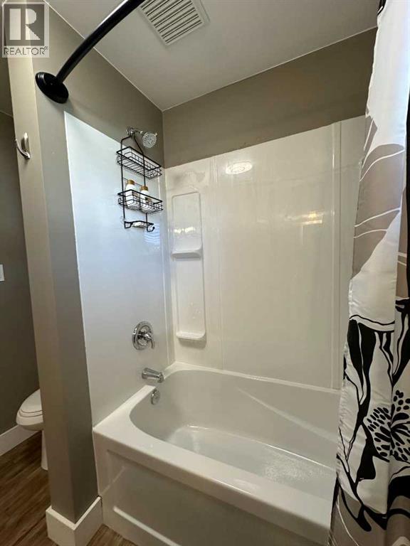 1310 84 Street Property Photo 6