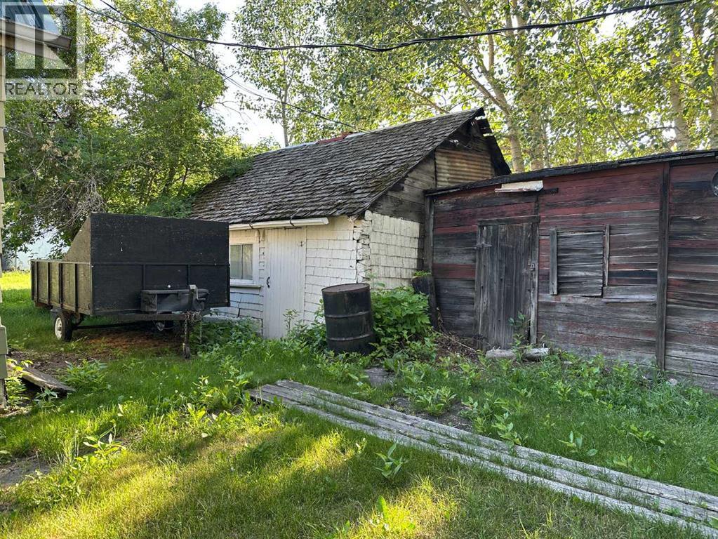 1310 84 Street Property Photo 10