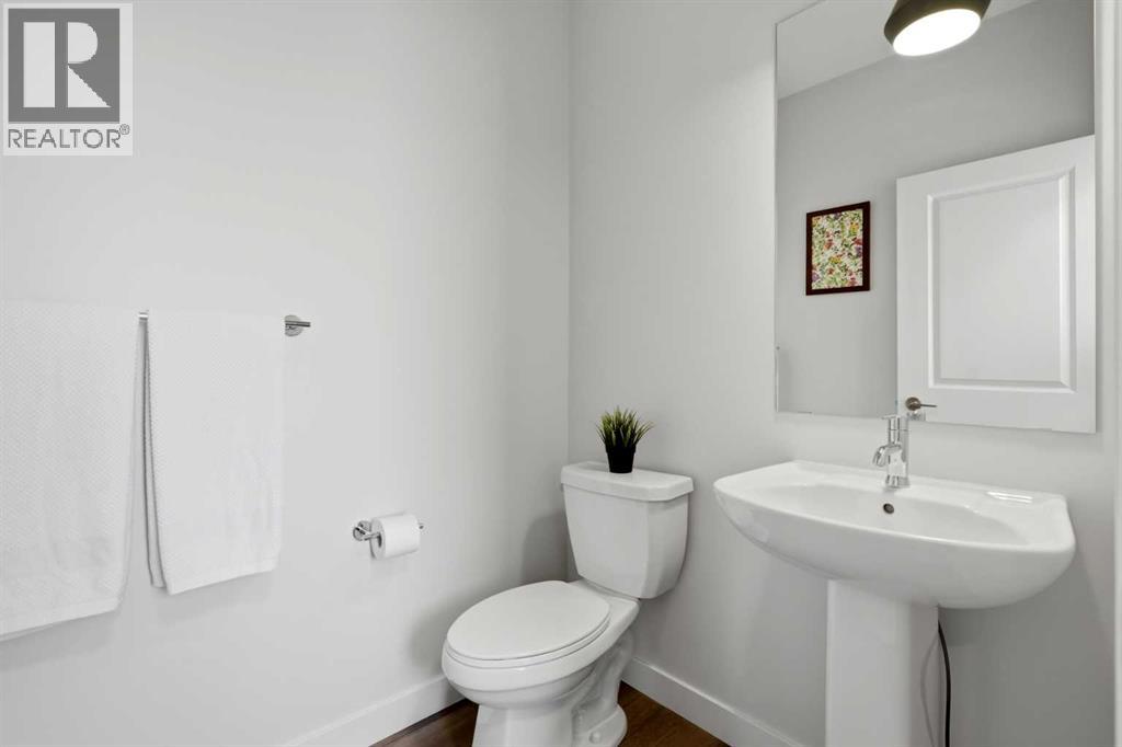 52 Emberside Grove Property Photo 17