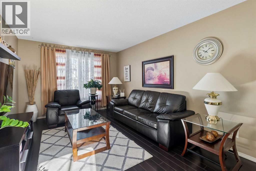 100 Applemont Close Se Property Photo 7
