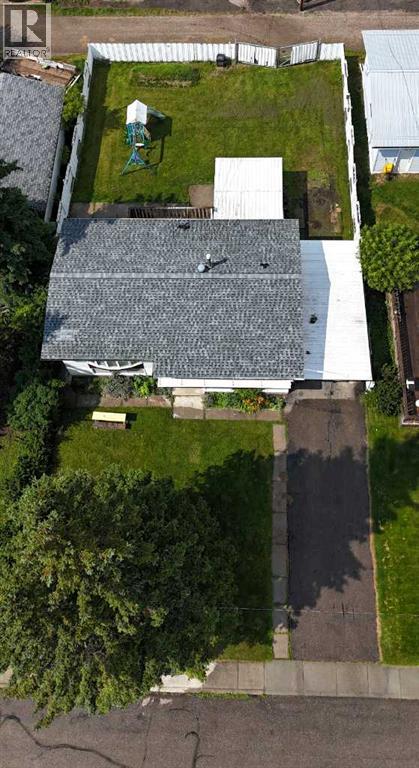 4346 9th Avenue Property Photo 5