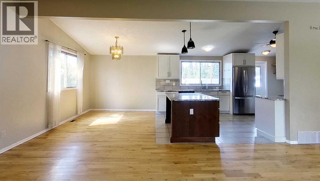4346 9th Avenue Property Photo 18