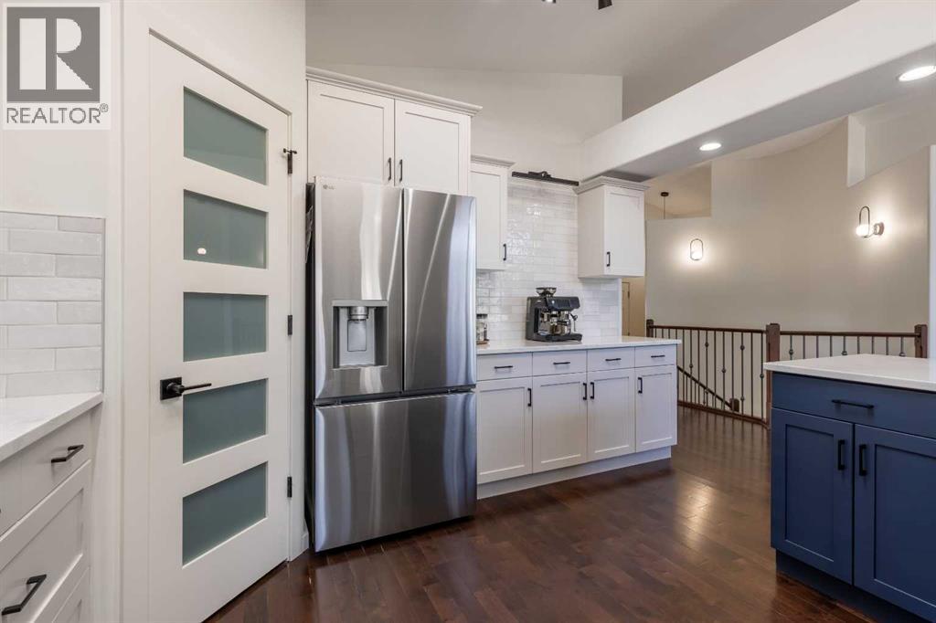 515 Canyon Cove W Property Photo 6