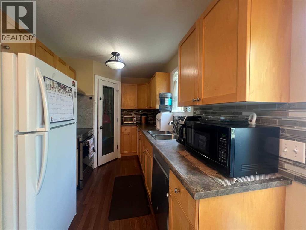 6615 5 Avenue Property Photo 5