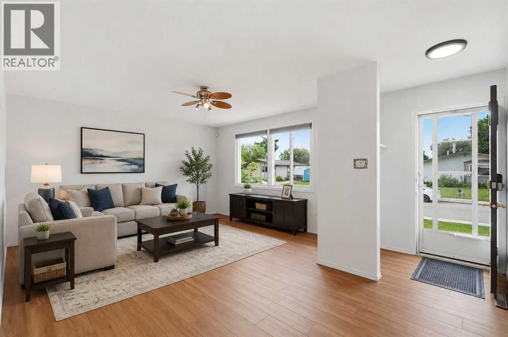 23 Fairway Avenue Property Photo 3