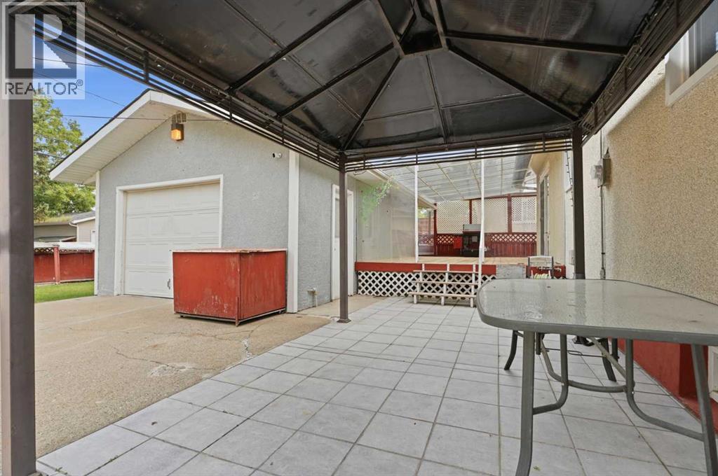 23 Fairway Avenue Property Photo 31