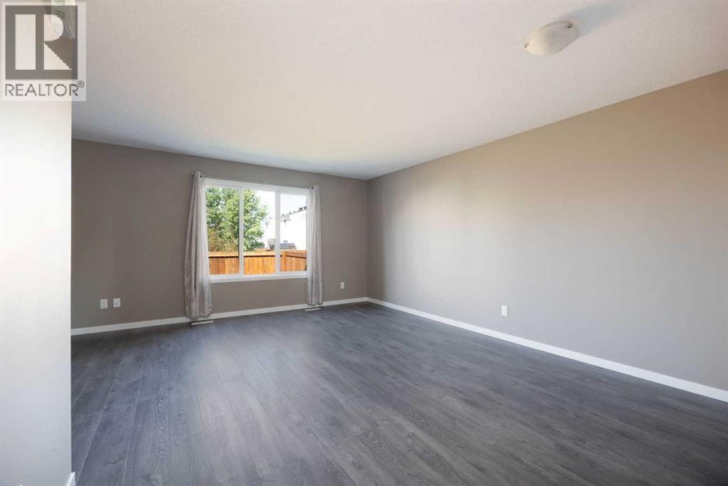 711 Beacon Hill Drive Property Photo 4