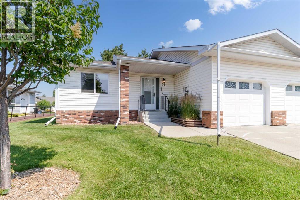 2821 Botterill Crescent Property Photo 1