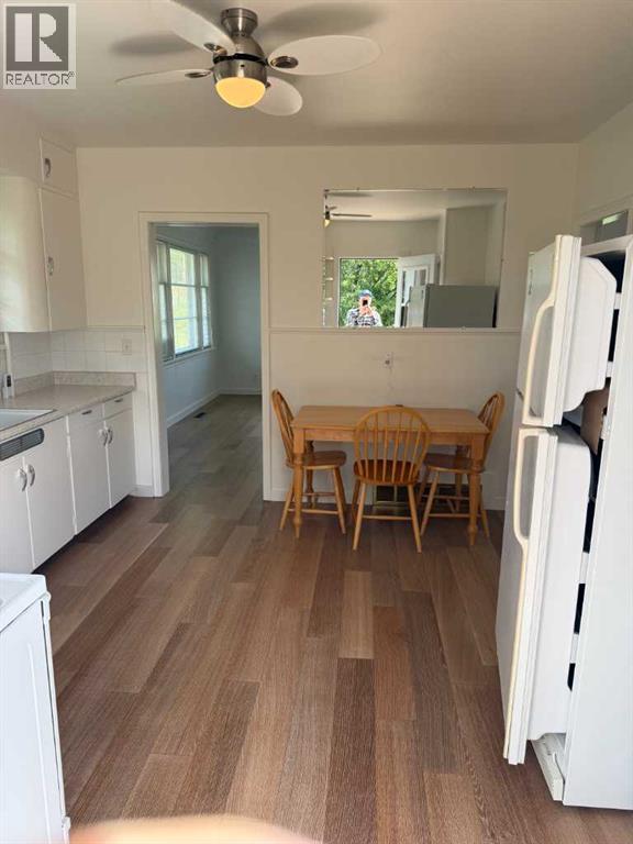 5005 47 Avenue Property Photo 15