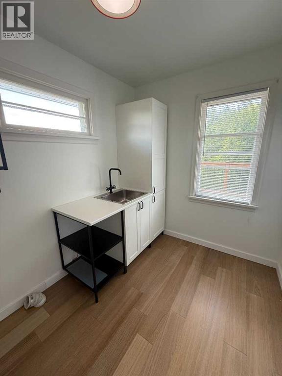 5005 47 Avenue Property Photo 35