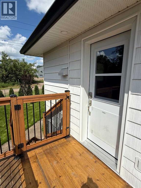 5005 47 Avenue Property Photo 36
