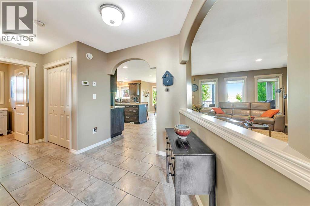 7416 29 Street Property Photo 4