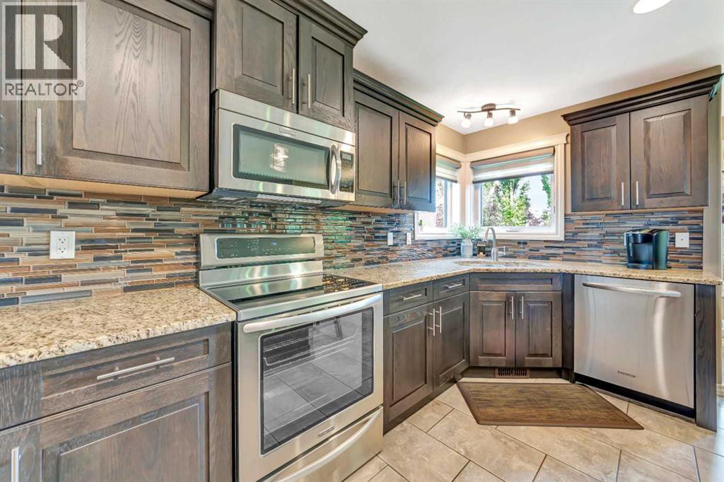 7416 29 Street Property Photo 10