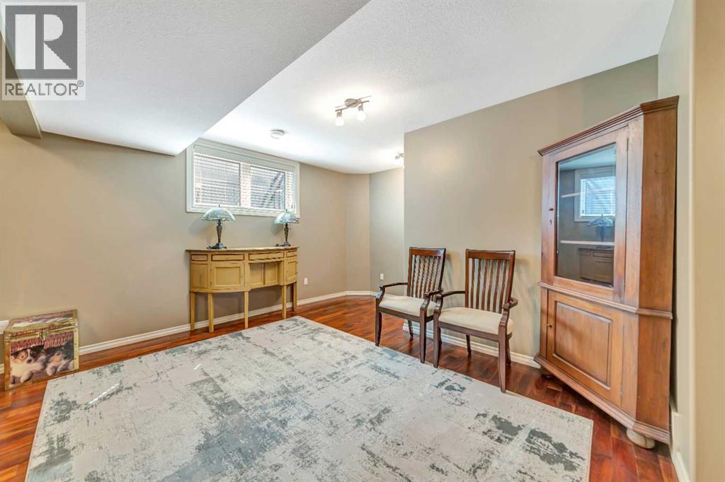 7416 29 Street Property Photo 33