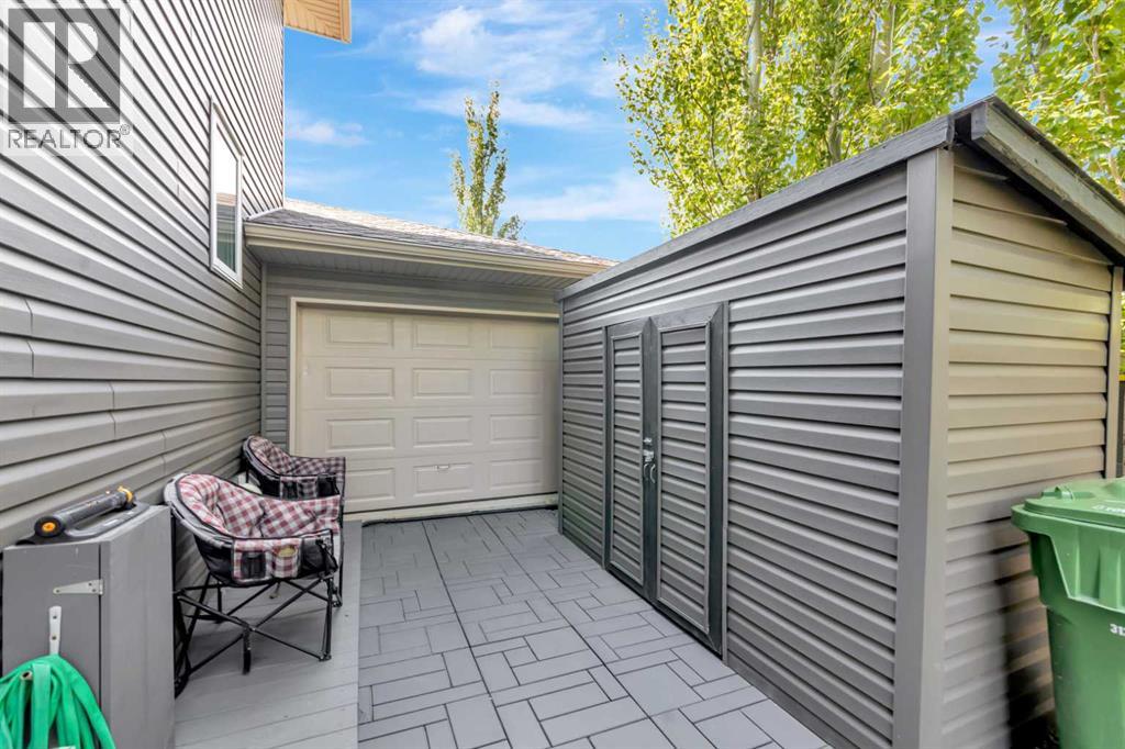 7416 29 Street Property Photo 43