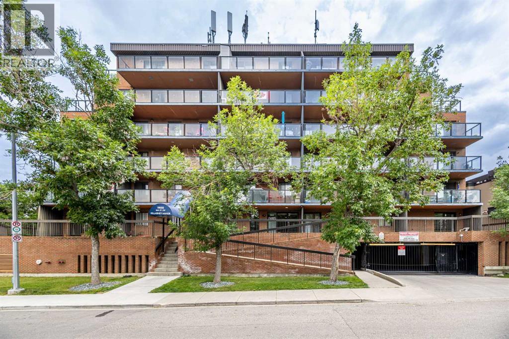 1900 25A Street Southwest