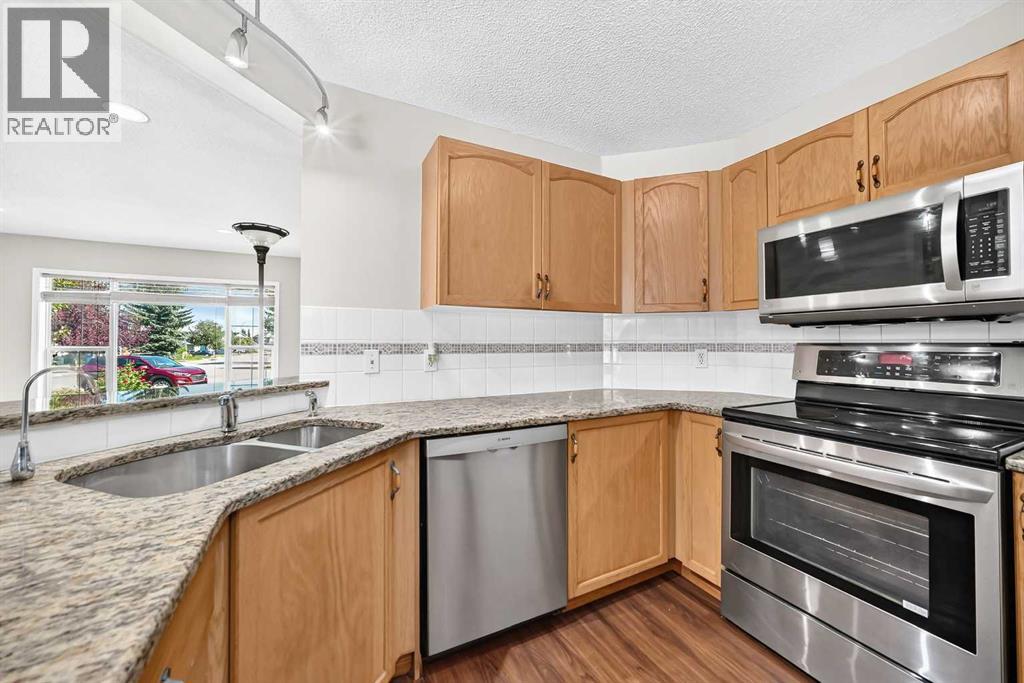 43 Somerside Common Sw Property Photo 4