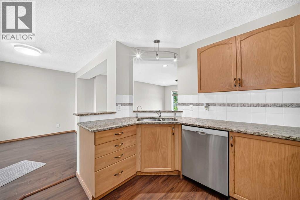 43 Somerside Common Sw Property Photo 5