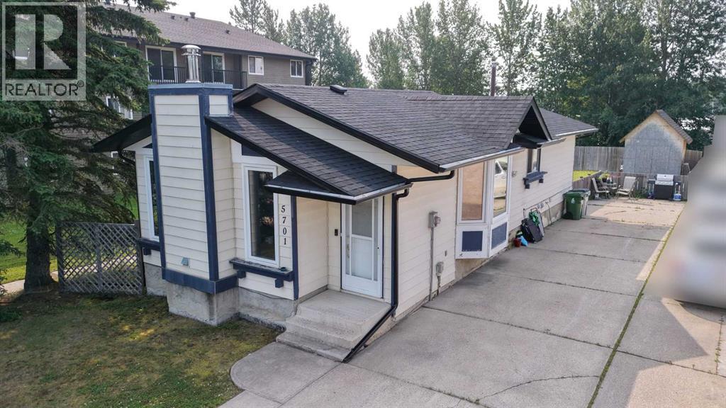 5701 9 Avenue Property Photo 4