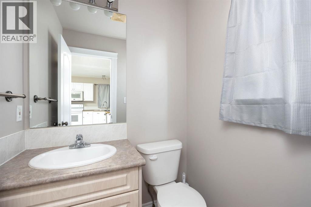 632 Athabasca Avenue Property Photo 11