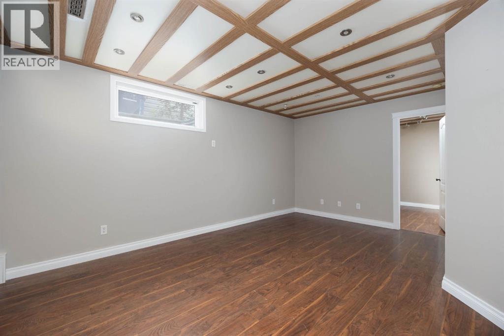 632 Athabasca Avenue Property Photo 17
