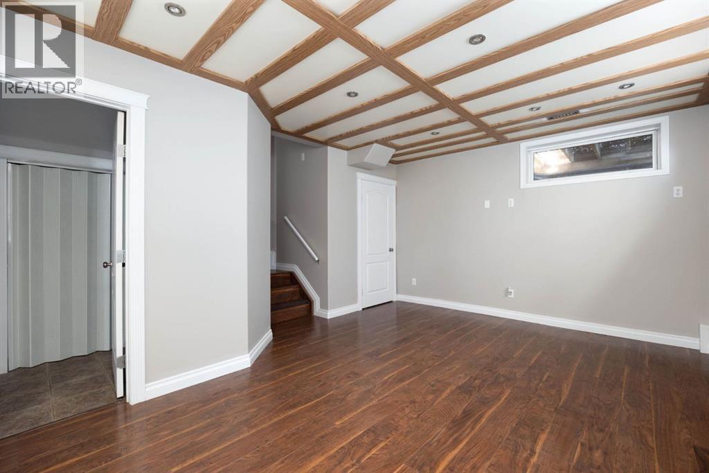 632 Athabasca Avenue Property Photo 19