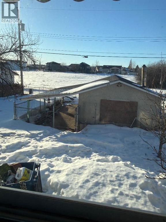 10140 105 Street Property Photo 17