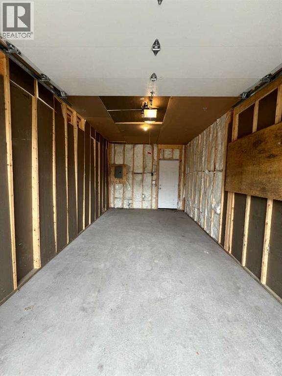 1827 43 Street Se Property Photo 10