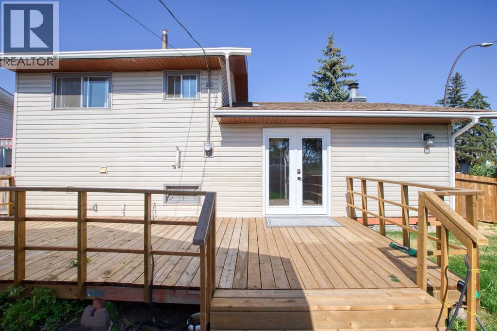 1176 Penrith Crescent Se Property Photo 25