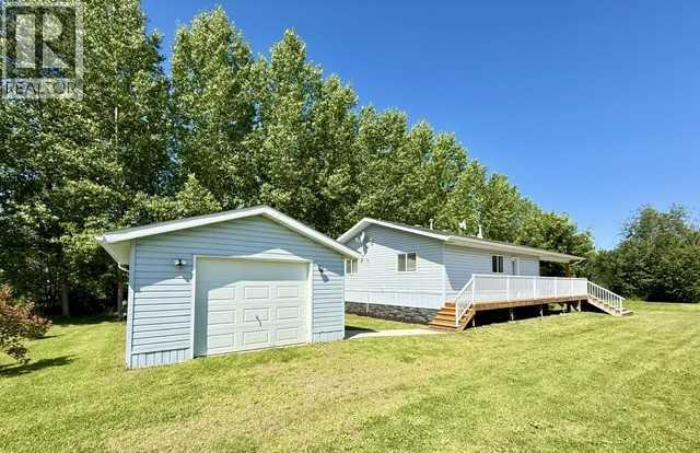 2010 Bayview Drive Property Photo 1