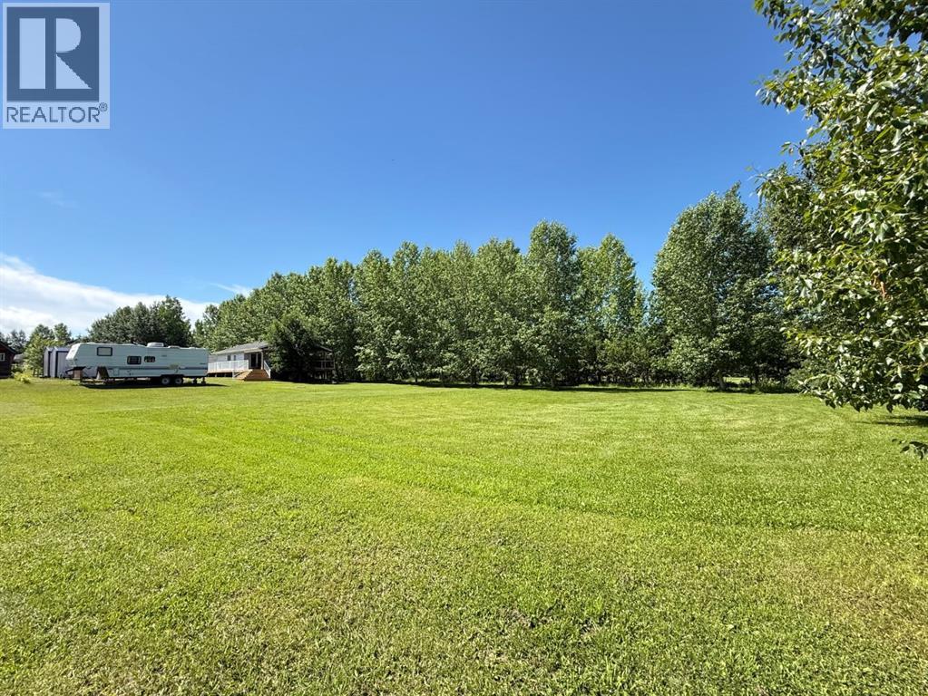 2010 Bayview Drive Property Photo 3
