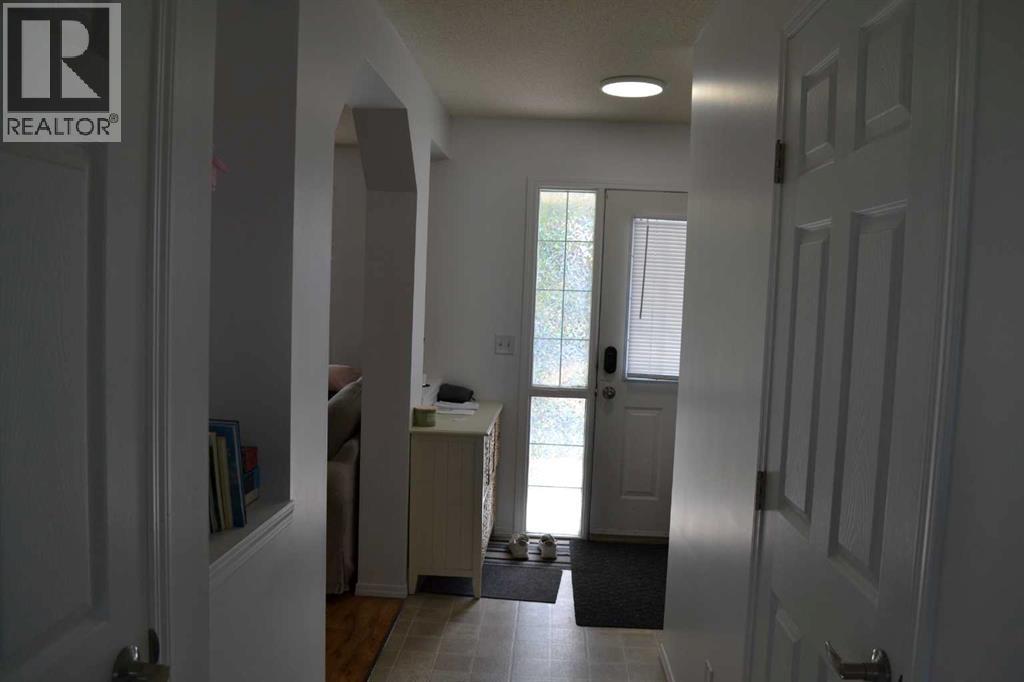 102 Citadel Mesa Close Property Photo 7