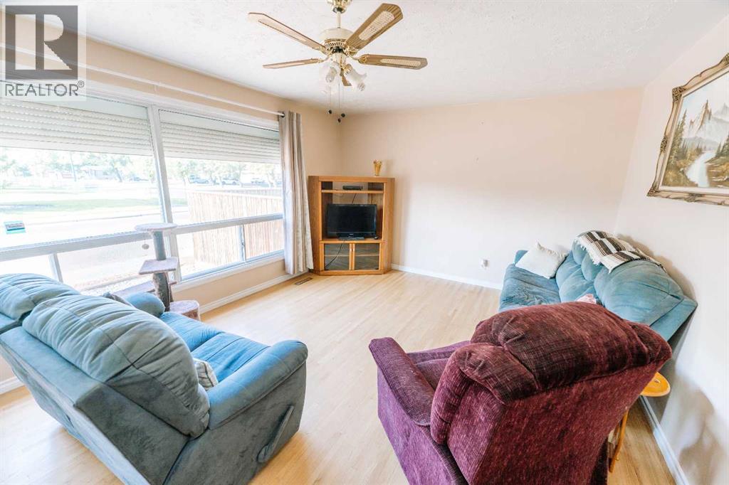 2305 7 Avenue N Property Photo 7