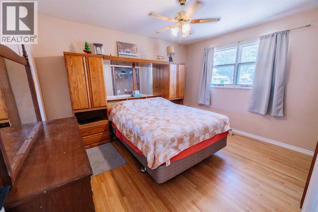 2305 7 Avenue N Property Photo 11