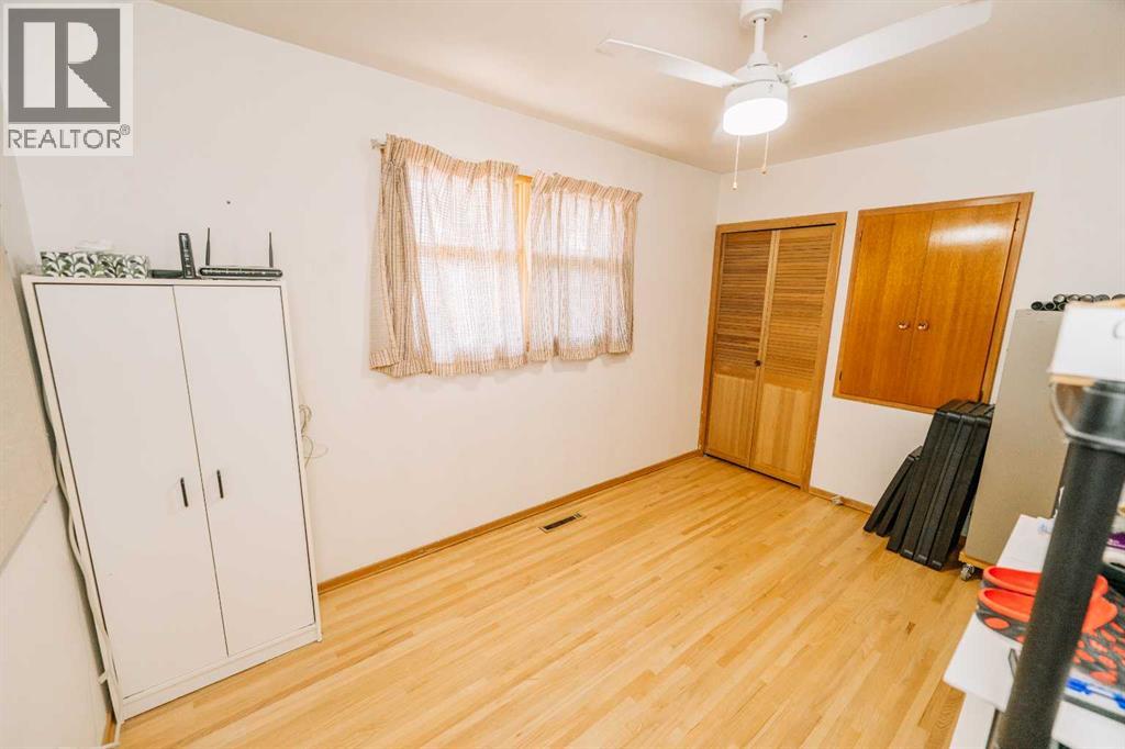 2305 7 Avenue N Property Photo 12