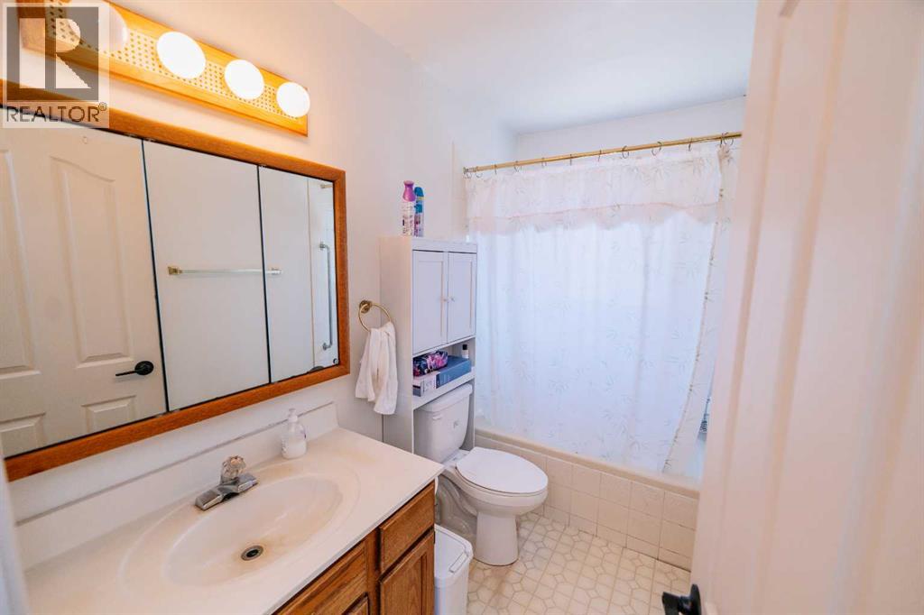 2305 7 Avenue N Property Photo 15