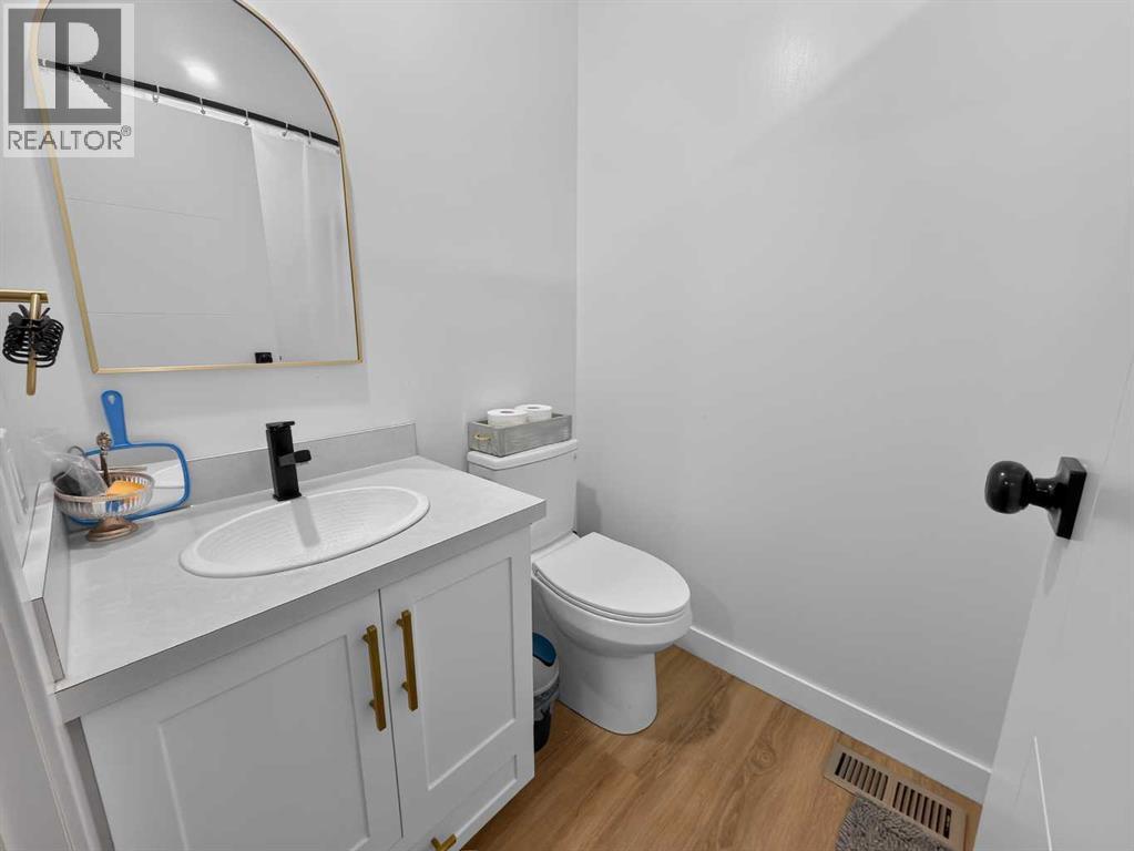 10502 105 Ave Property Photo 13