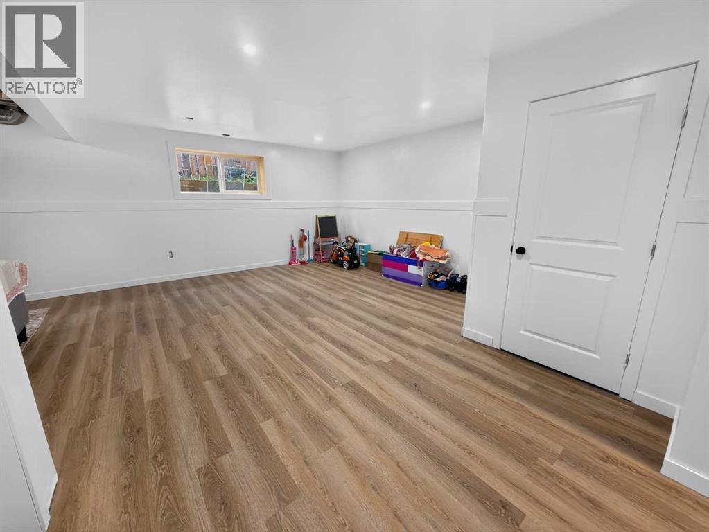 10502 105 Ave Property Photo 18