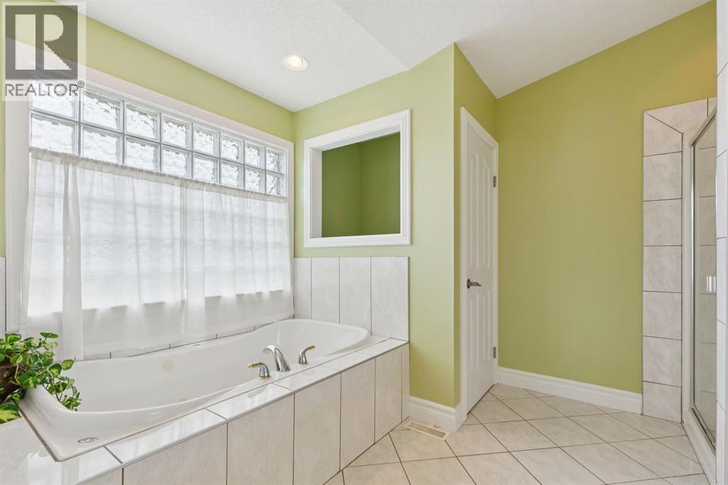 739 24 Avenue Nw Property Photo 27