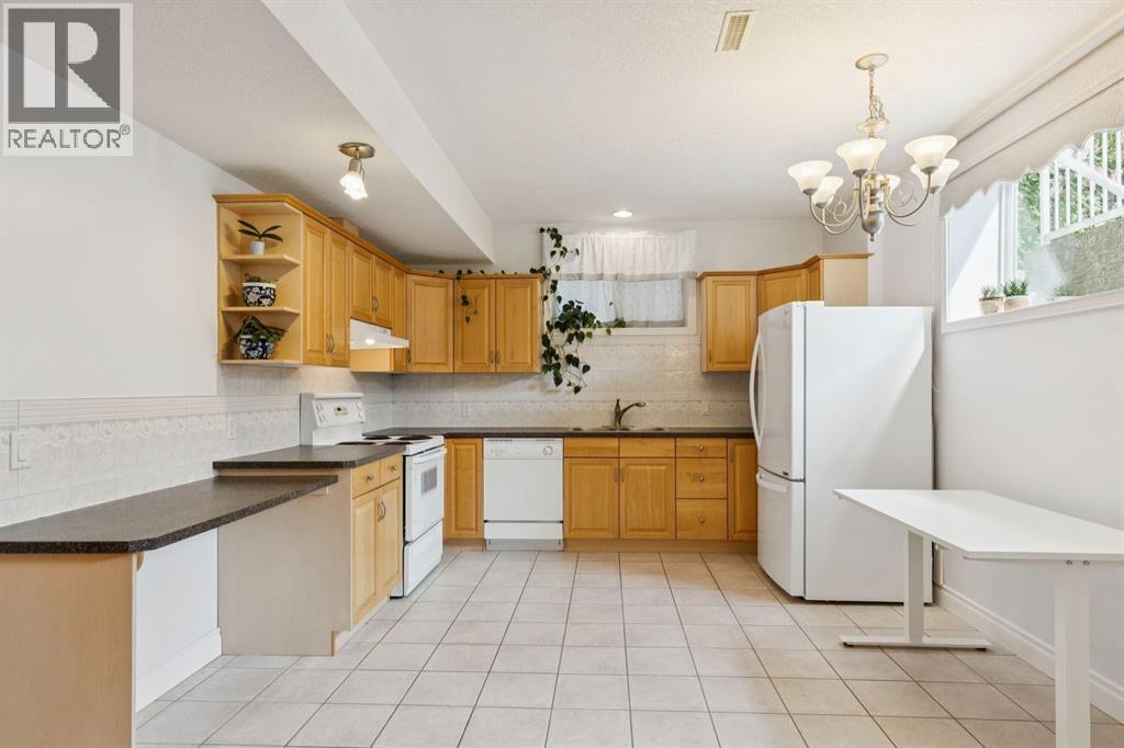 739 24 Avenue Nw Property Photo 38