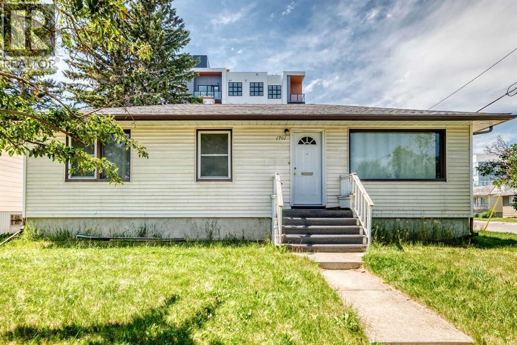 1701 32 Street Sw Property Photo 1