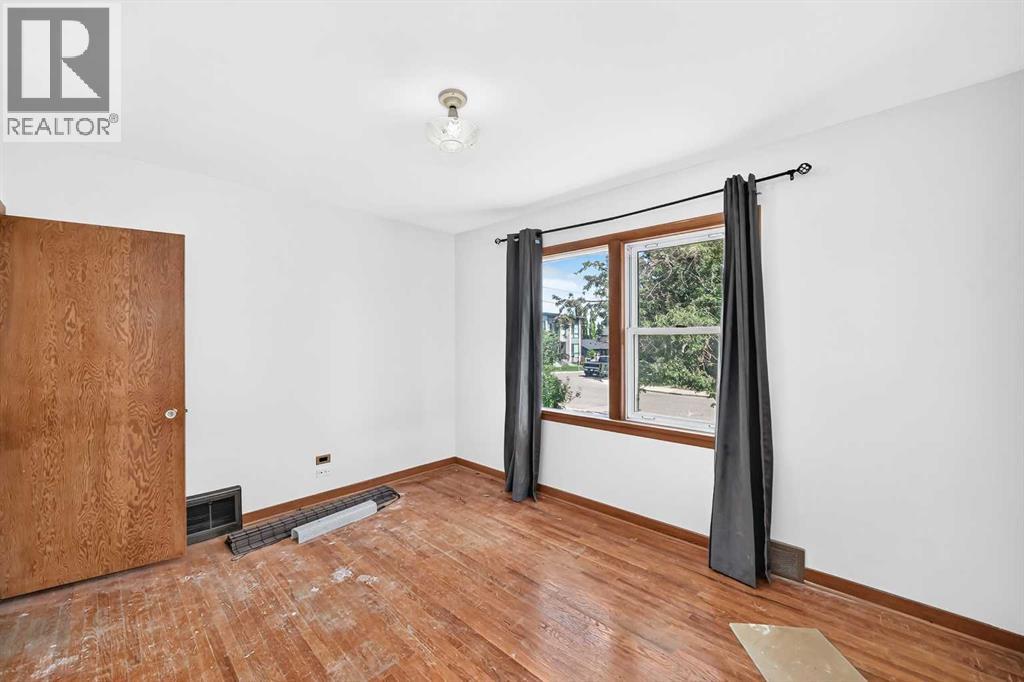 1701 32 Street Sw Property Photo 18