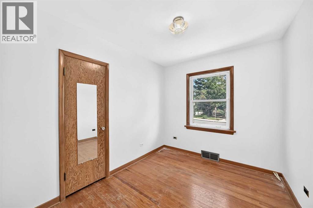 1701 32 Street Sw Property Photo 19
