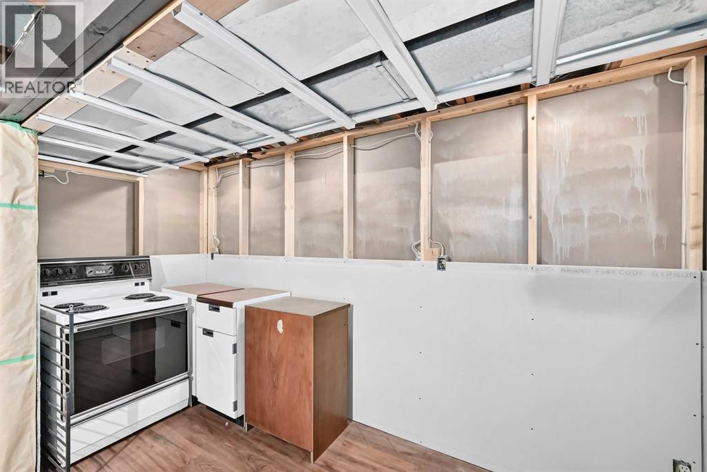 1701 32 Street Sw Property Photo 28
