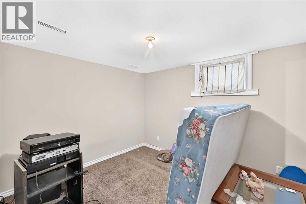 1701 32 Street Sw Property Photo 30