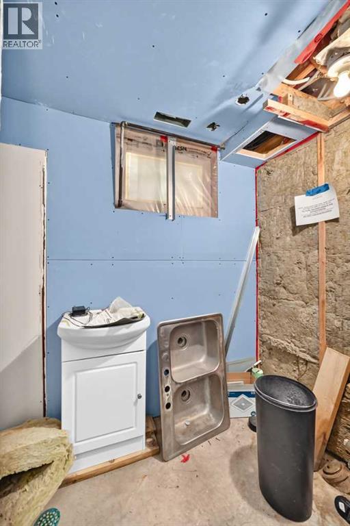 1701 32 Street Sw Property Photo 35