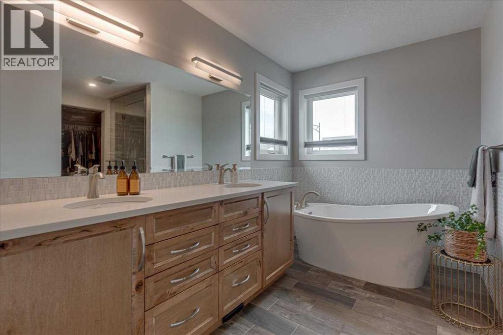 29 Longmire Close Property Photo 27