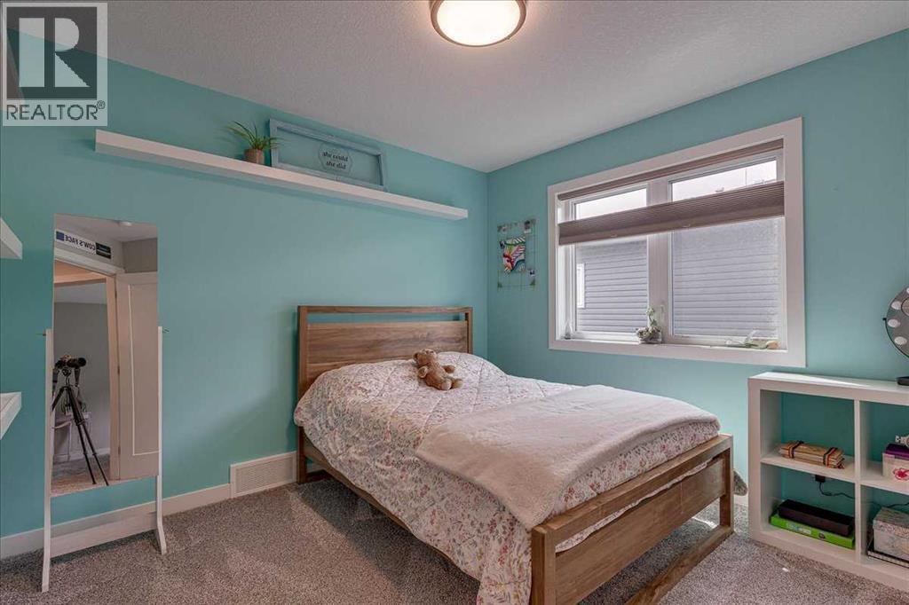 29 Longmire Close Property Photo 32